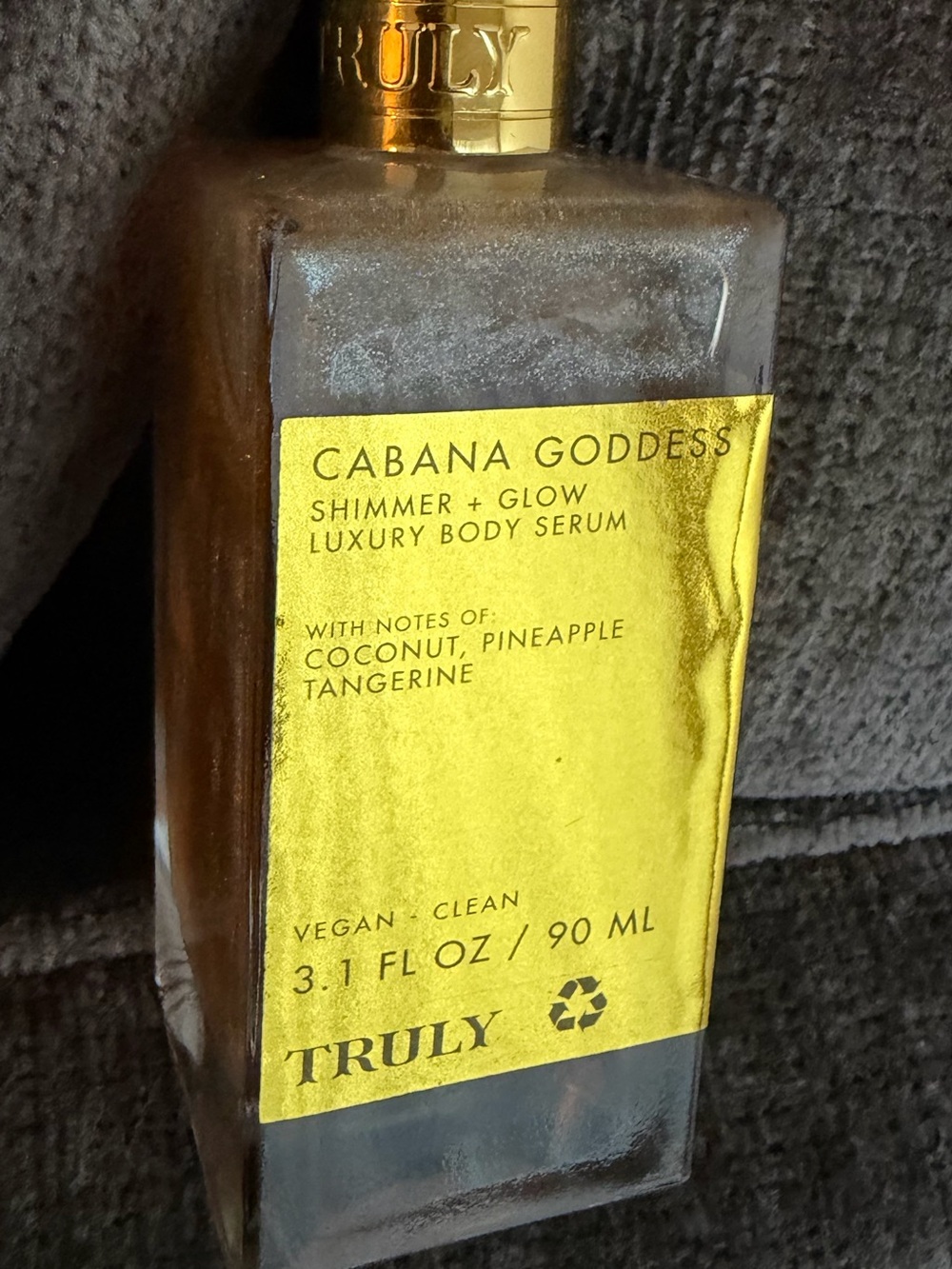 TRULY Cabana Goddess Shimmer + Glow Body Serum -Coconut, Pineapple, Tangerine